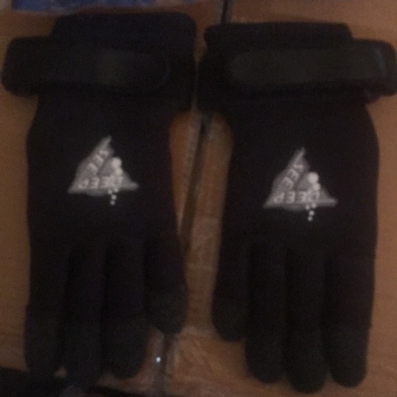 Sz M dive gloves - Picture 1 of 7